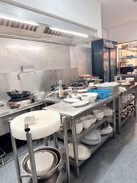 F&B Shophouse at Geylang Road, Eunos / Geylang / Paya Lebar, 1,150 sqft, Shop / Shophouse For Rent, by Petrine Chua 蔡昀璇, 500072030 - Kitchen - CommercialGuru.com.sg