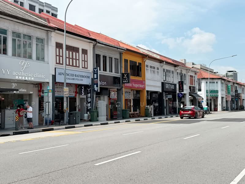 F&B Shophouse at Geylang Road, Eunos / Geylang / Paya Lebar, 1,150 sqft, Shop / Shophouse For Rent, by Petrine Chua 蔡昀璇, 500072030 - Exterior - CommercialGuru.com.sg