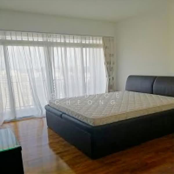 The Metropolitan Condominium, 8 Alexandra View, 3 Bedrooms, 1,400 sqft, Condominium For Sale, by Candice Cheong, 500072031 - Bedroom - PropertyGuru.com.sg