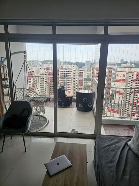 The Metropolitan Condominium, 8 Alexandra View, 3 Bedrooms, 1,400 sqft, Condominium For Sale, by Candice Cheong, 500072031 - Balcony - PropertyGuru.com.sg