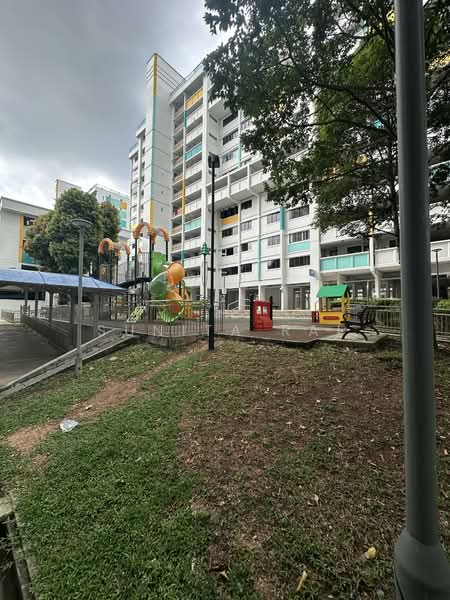151 Woodlands Street 13 HDB Flat For Sale at S$ 428,999 | PropertyGuru Singapore - Exterior