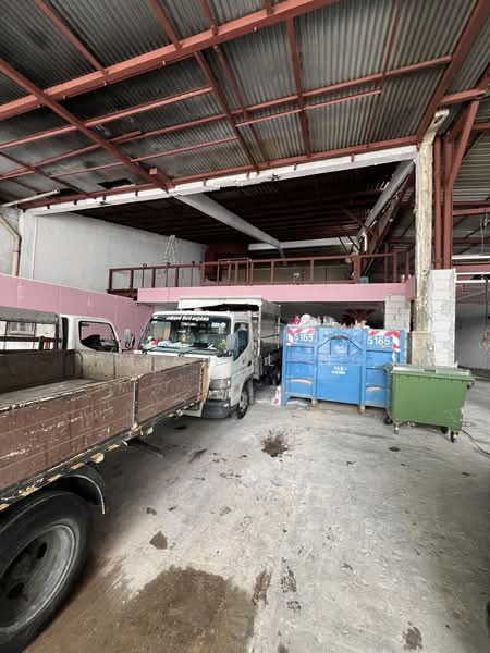🌟 Jalan mesin | Ground floor | standalone factory warehouse | no gst | high ceiling | direct loadin, Jalan mesin, 15,050 sqft, Light Industrial (B1) For Rent, by Rachel ng, 500072073 - Exterior - CommercialGuru.com.sg