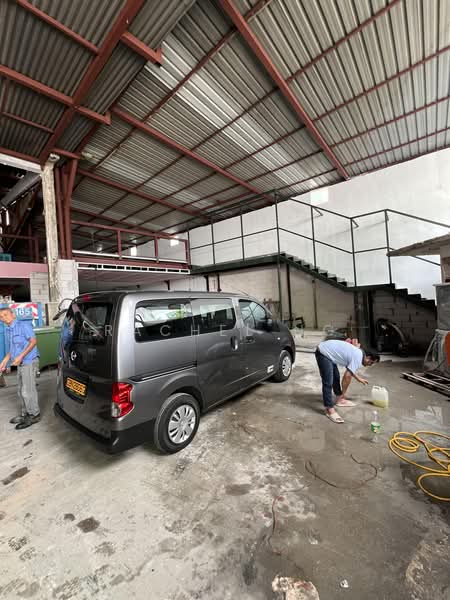 🌟 Jalan mesin | Ground floor | standalone factory warehouse | no gst | high ceiling | direct loadin, Jalan mesin, 15,050 sqft, Light Industrial (B1) For Rent, by Rachel ng, 500072073 - Car Park - CommercialGuru.com.sg