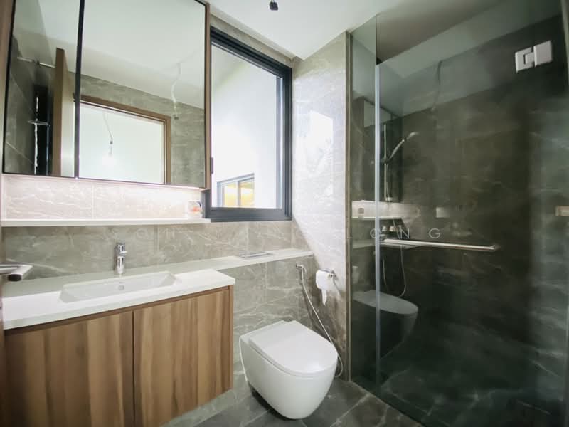Lentor Modern, 3 Lentor Central, 3 Bedrooms, 969 sqft, Condominium For Sale, by Soh Yung Long 苏勇龙, 500072074 - Bathroom - PropertyGuru.com.sg