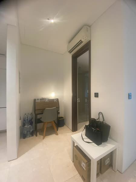 Robinson Suites, 50 Robinson Road, 1 Bedroom, 495 sqft, Condominium For Rent, by Mark Sim, 500072075 - Entrance - PropertyGuru.com.sg