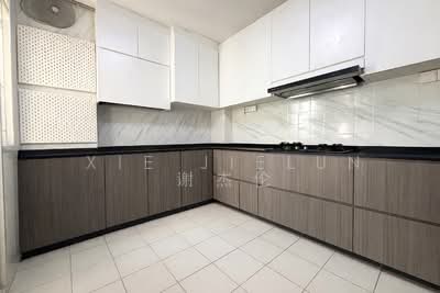 For Sale - 370 Woodlands Avenue 1