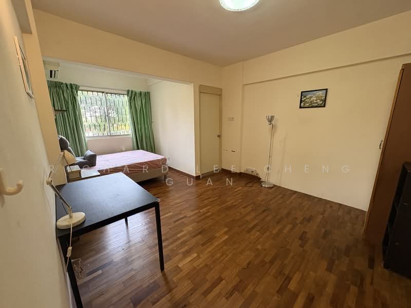 Pandan Valley Condominium For Sale at S$ 2,500,000 | PropertyGuru Singapore - Bedroom