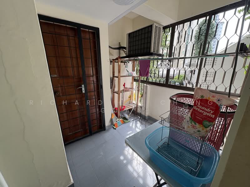 Pandan Valley Condominium For Sale at S$ 2,500,000 | PropertyGuru Singapore - Balcony