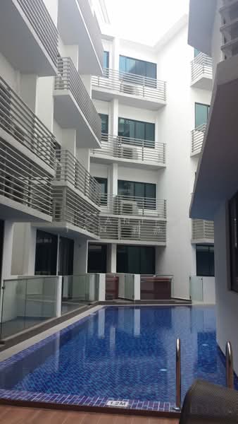 Viva Vista Apartment For Sale at S$ 988,000 | PropertyGuru Singapore - Exterior