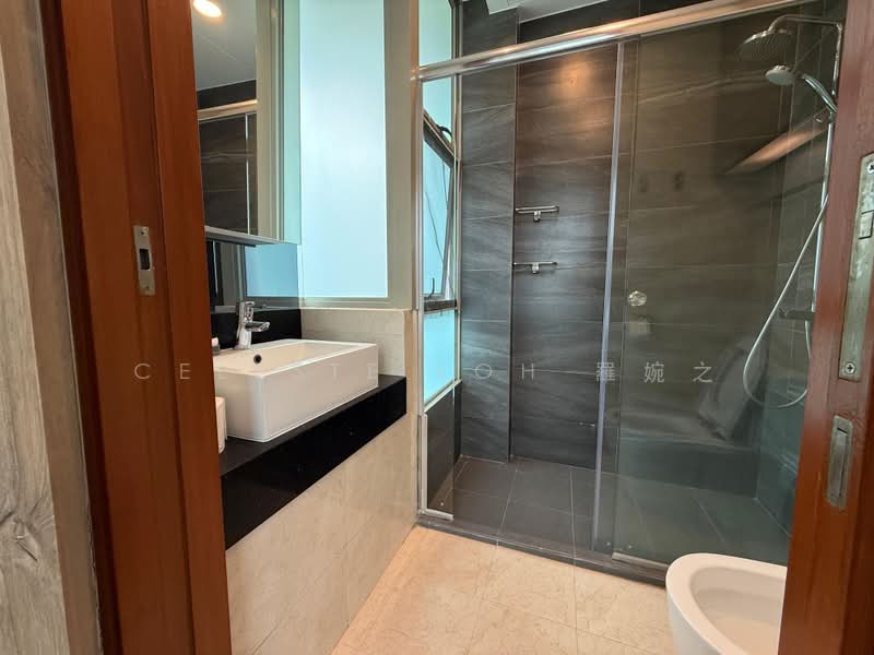 Suites Twenty Two, 25 Lorong G Telok Kurau, 3 Bedrooms, 1,023 sqft, Condominium For Rent, by Celeste Loh 羅婉之, 500072126 - Bathroom - PropertyGuru.com.sg