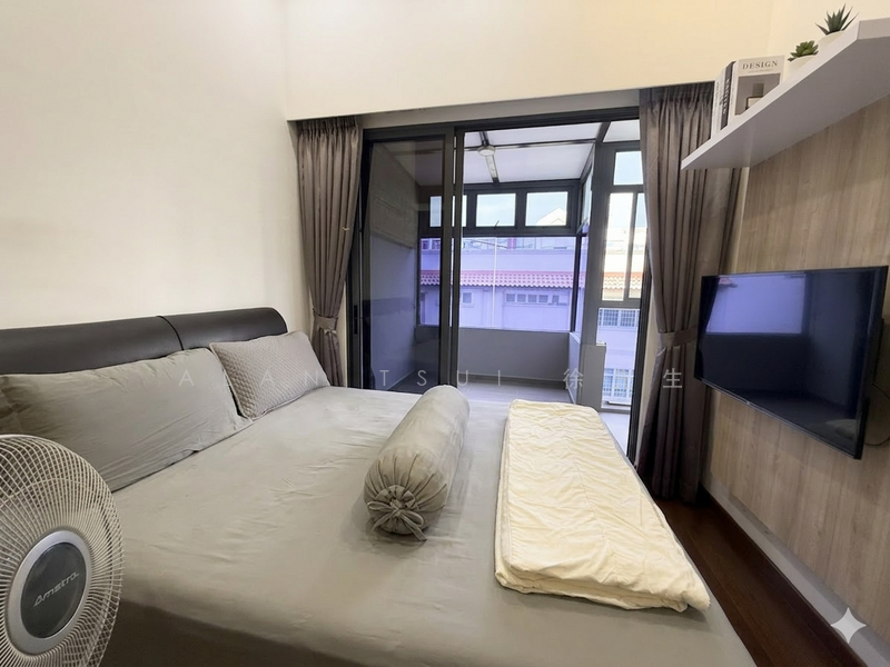 Daisy Suites, 35 Daisy Road Singapore, 3 Bedrooms, 1,033 sqft, Condominium For Sale, by Alan Tsui 徐先生, 500072136 - Bedroom - PropertyGuru.com.sg