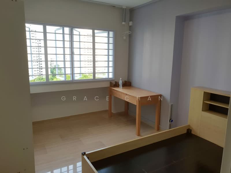 286D Toh Guan Road HDB Flat For Sale at S$ 888,000 | PropertyGuru Singapore - Bedroom