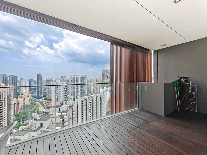 OUE Twin Peaks Condominium For Sale at S$ 1,262,700 | PropertyGuru Singapore - Balcony