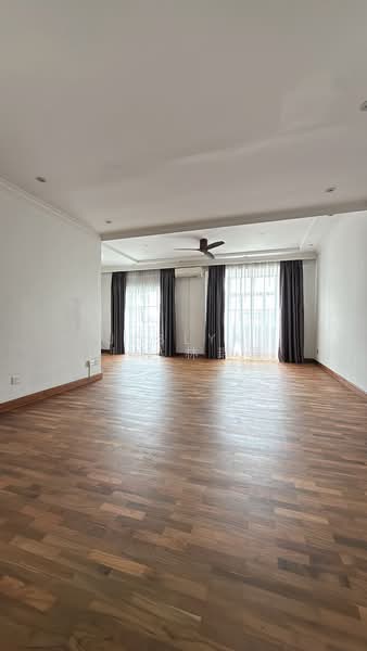 3 Storeys Beautiful Spacious House off Buikit Timah near International Schools, Binjai Park Terraced House For Sale at S$ 5,550,000 | PropertyGuru Singapore - Living Room