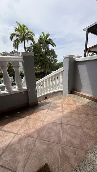 3 Storeys Beautiful Spacious House off Buikit Timah near International Schools, Binjai Park Terraced House For Sale at S$ 5,550,000 | PropertyGuru Singapore - Exterior