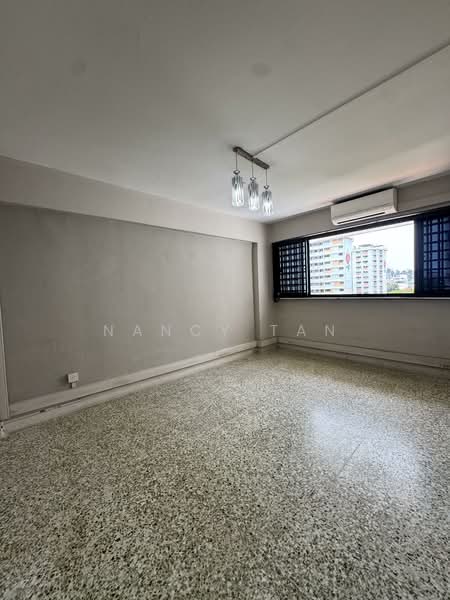 34 Bedok South Avenue 2 HDB Flat For Sale at S$ 495,000 | PropertyGuru Singapore - Interior