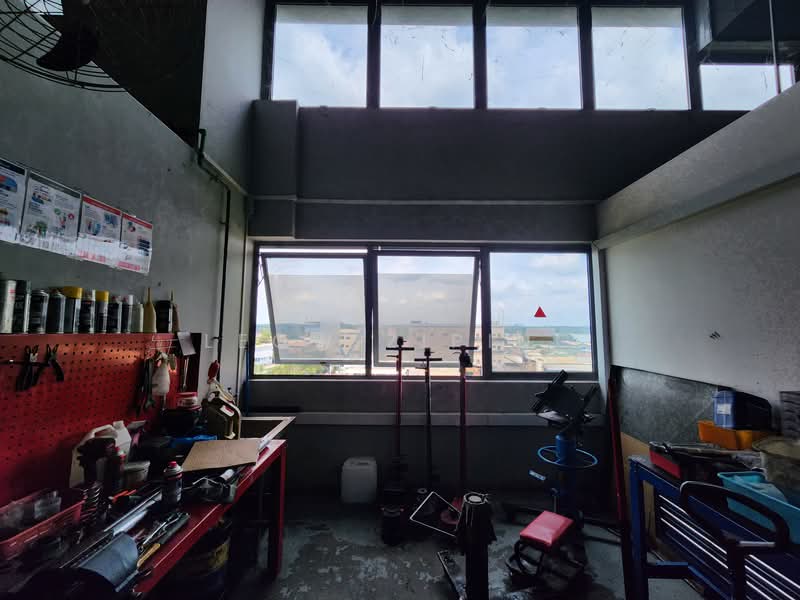 Carros Centre, 60 JALAN LAM HUAT, 1,690 sqft, Factory / Workshop (B2) For Sale, by Leow Ziping, 500072152 - Interior - CommercialGuru.com.sg