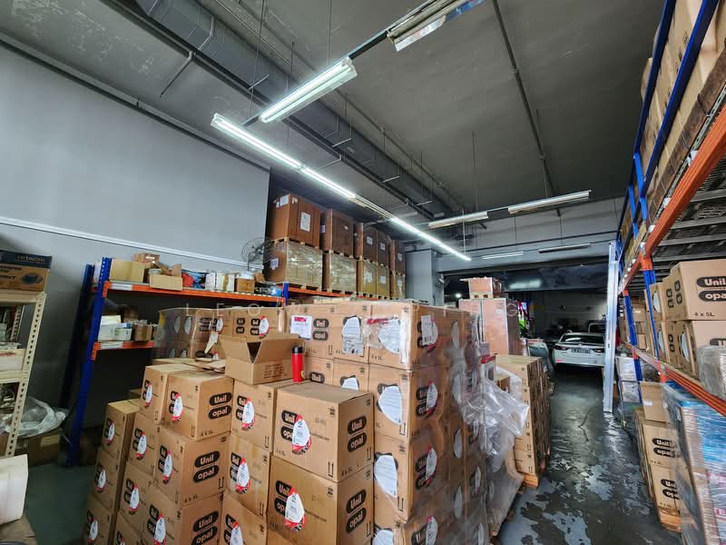 Carros Centre, 60 JALAN LAM HUAT, 1,690 sqft, Factory / Workshop (B2) For Sale, by Leow Ziping, 500072152 - Interior - CommercialGuru.com.sg