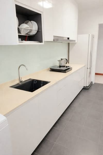 The Eden @ Tampines, 21 Tampines St 34, 2 Bedrooms, 861 sqft, Condominium For Rent, by Diana Tan, 500072159 - Kitchen - PropertyGuru.com.sg