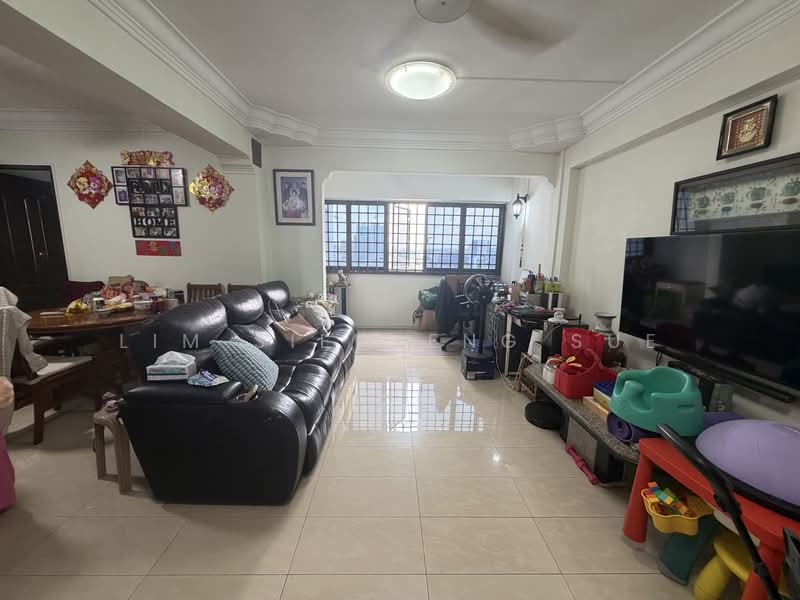 7 Lorong 7 Toa Payoh, 7 Lorong 7 Toa Payoh, 4 Bedrooms, 1,292 sqft, HDB Flat For Sale, by Lim Siew Eng Sue, 500072202 - Living Room - PropertyGuru.com.sg