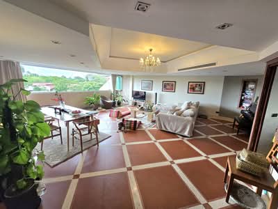 For Sale - Hillcrest Arcadia