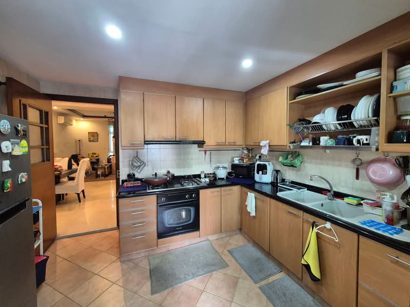 Sims Residences, 8 Lorong 39 Geylang, 3 Bedrooms, 1,184 sqft, Apartment For Rent, by Alex Tang 陳拁燐, 500072212 - PropertyGuru.com.sg