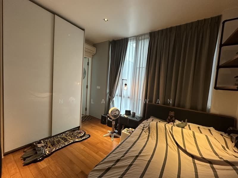 Cheap! Designer Freehold Semi-D Cluster Landed 110% Move In @ Toh Crescent Cluster House For Sale at S$ 4,300,000 | PropertyGuru Singapore - Bedroom