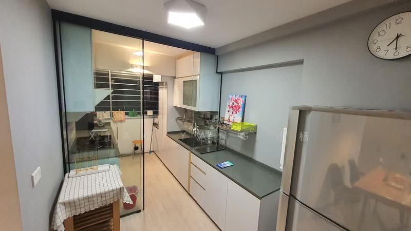 93B Telok Blangah Street 31 HDB Flat For Sale at S$ 1,028,000 | PropertyGuru Singapore - Kitchen