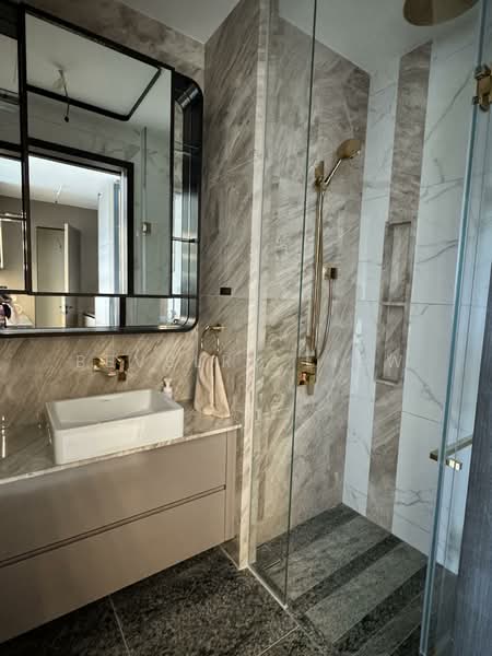 Perfect Ten, 323 Bukit Timah Road, 2 Bedrooms, 797 sqft, Condominium For Rent, by Bevelry Liew, 500072224 - Bathroom - PropertyGuru.com.sg