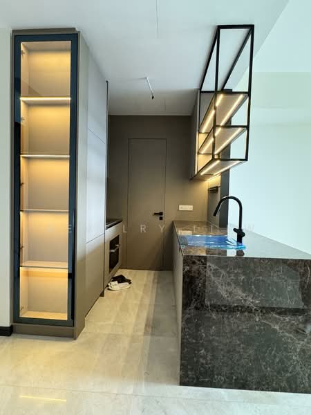 Perfect Ten, 323 Bukit Timah Road, 2 Bedrooms, 797 sqft, Condominium For Rent, by Bevelry Liew, 500072224 - Kitchen and storeroom - PropertyGuru.com.sg