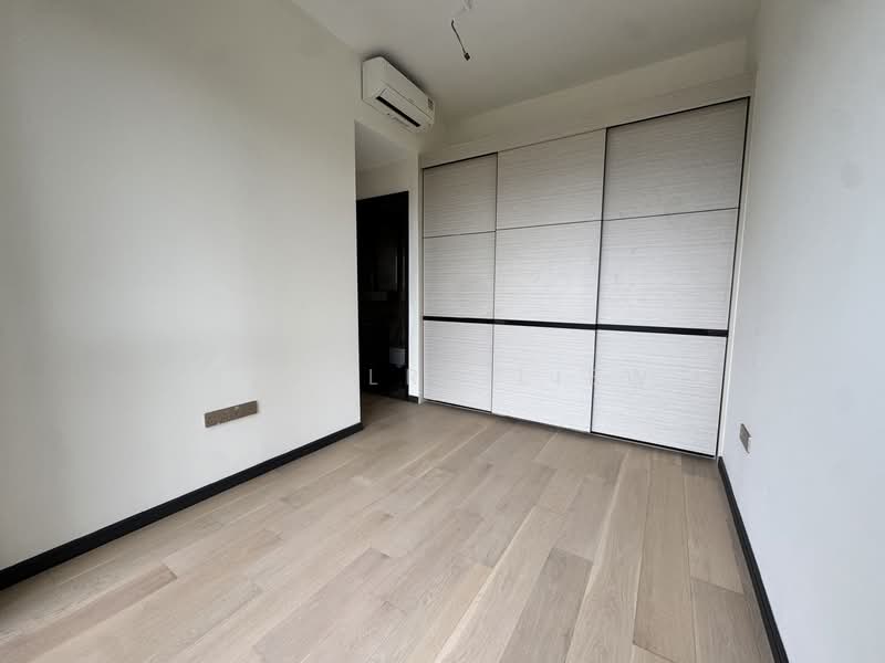 Perfect Ten, 323 Bukit Timah Road, 2 Bedrooms, 797 sqft, Condominium For Rent, by Bevelry Liew, 500072224 - Master bedroom - PropertyGuru.com.sg