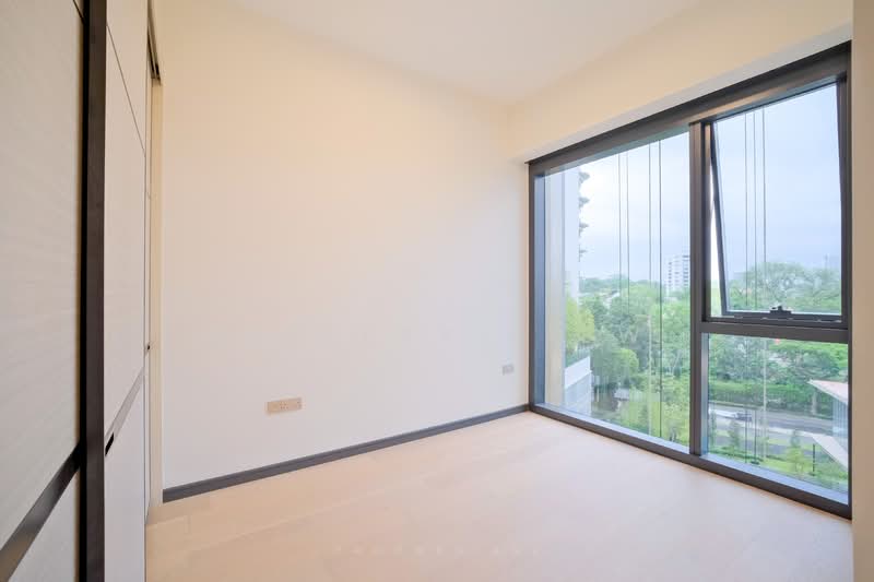Perfect Ten, 323 Bukit Timah Road, 2 Bedrooms, 797 sqft, Condominium For Rent, by Bevelry Liew, 500072224 - Master bedroom - PropertyGuru.com.sg