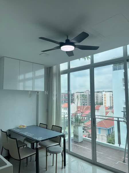 Rezi 26 Condominium For Sale at S$ 1,400,000 | PropertyGuru Singapore - Dining Room