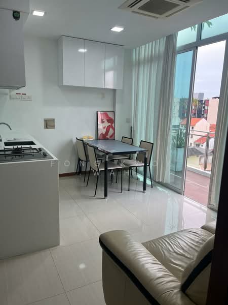 Rezi 26 Condominium For Sale at S$ 1,400,000 | PropertyGuru Singapore - Dining Room
