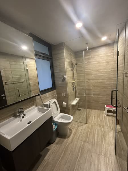 North Park Residences Condominium For Sale at S$ 1,930,000 | PropertyGuru Singapore - Bathroom