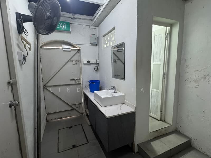 157 Sims Avenue Shophouse For Sale at S$ 3,300,000 | PropertyGuru Singapore - Bathroom