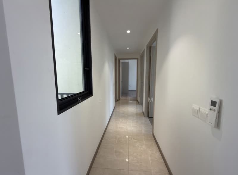 Sengkang Grand Residences, 74 Compassvale Bow, 3 Bedrooms, 936 sqft, Condominium For Sale, by Nick Lim, 500072244 - Corridor - PropertyGuru.com.sg