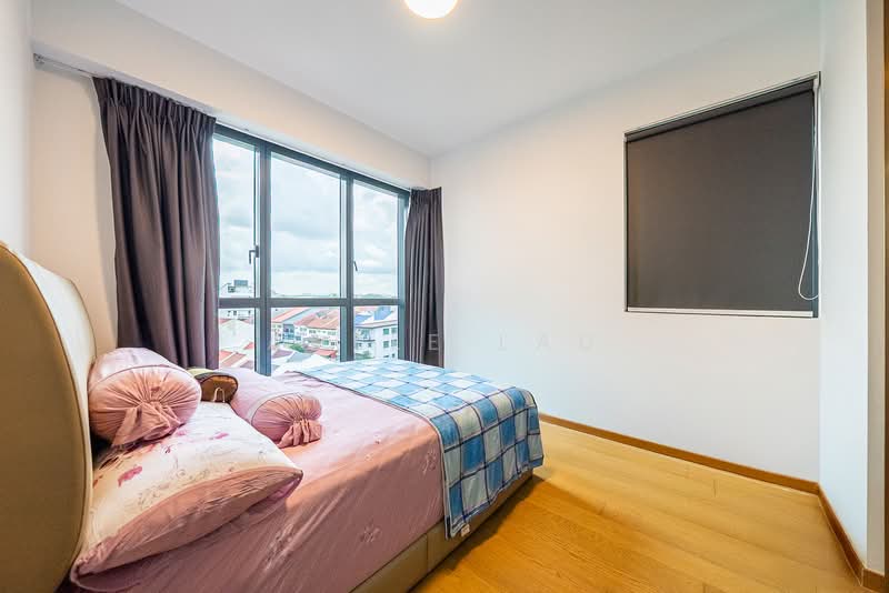 The Florence Residences Condominium For Sale at S$ 1,870,000 | PropertyGuru Singapore - Bedroom