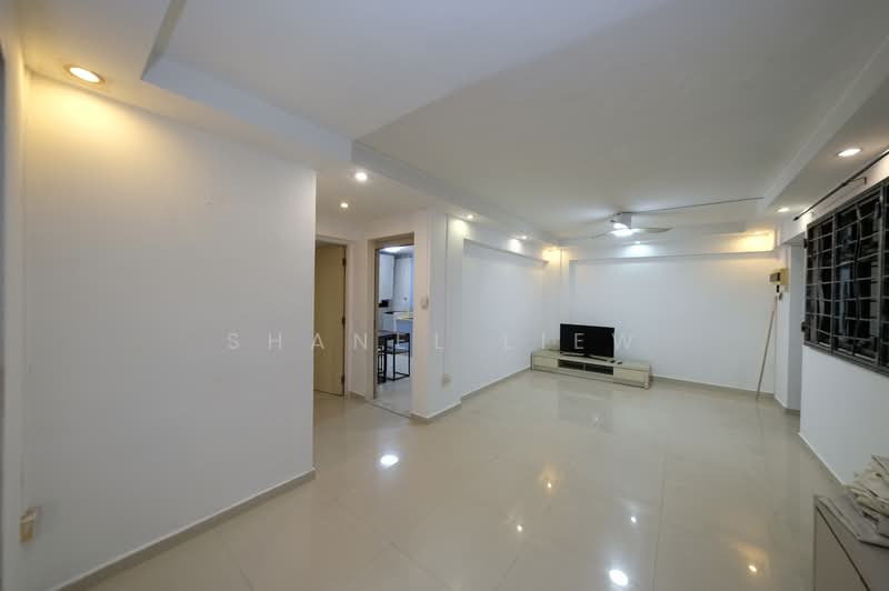 146 Potong Pasir Avenue 1, 146 Potong Pasir Avenue 1, 3 Bedrooms, 1,001 sqft, HDB Flat For Rent, by Shanel Liew, 500072253 - Living Room - PropertyGuru.com.sg