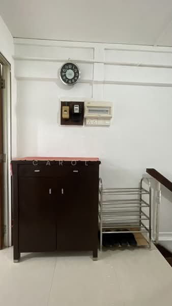 432 Clementi Avenue 3, 432 Clementi Avenue 3, 3 Bedrooms, 721 sqft, HDB Flat For Rent, by Carol Lin, 500072274 - Entrance - PropertyGuru.com.sg