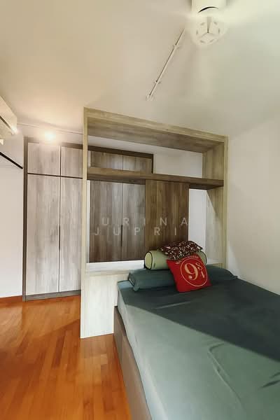 335C Anchorvale Crescent HDB Flat For Sale at S$ 750,000 | PropertyGuru Singapore - Master Bedroom