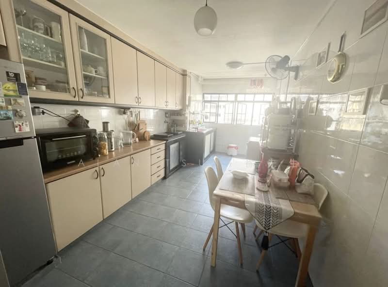 154 Hougang Street 11, 154 Hougang Street 11, Room Rental, 140 sqft, HDB Flat For Rent, by Alan Tsui 徐先生, 500072325 - Kitchen - PropertyGuru.com.sg