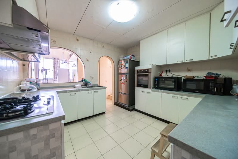 Peach Garden Apartment For Sale at S$ 5,280,000 | PropertyGuru Singapore - Kitchen