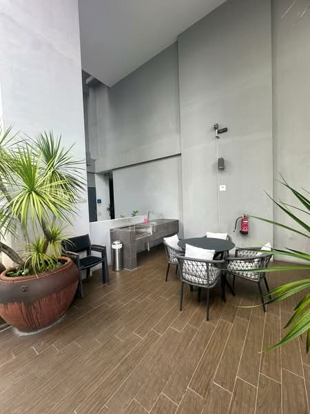 Forte Suites Condominium For Sale at S$ 1,300,000 | PropertyGuru Singapore - Exterior