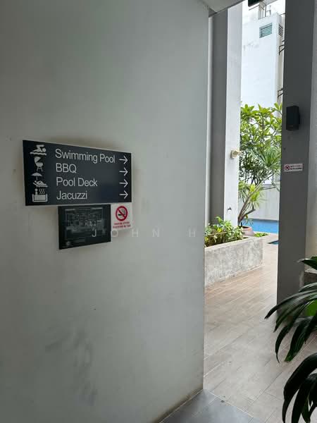 Forte Suites Condominium For Sale at S$ 1,300,000 | PropertyGuru Singapore - Pool