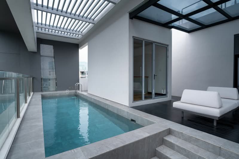 Starlight Suites, 11 River Valley Close, 4 Bedrooms, 3,757 sqft, Condominium For Rent, by Sharon Liu, 500072346 - Exterior - PropertyGuru.com.sg