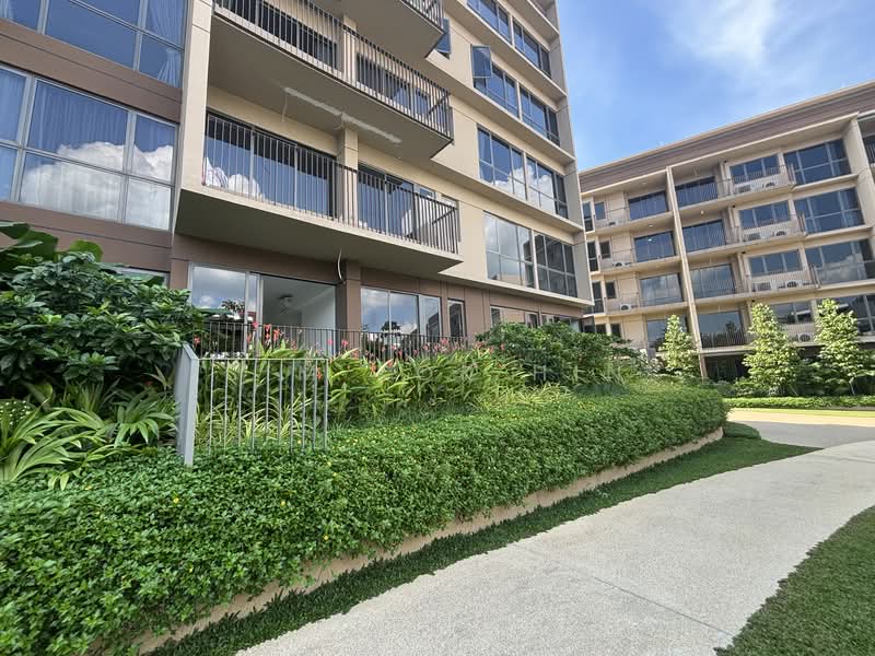 The Watergardens at Canberra, 37 Canberra Drive, 4 Bedrooms, 1,302 sqft, Condominium For Rent, by Sim Kok Hin, 500072348 - Exterior - PropertyGuru.com.sg