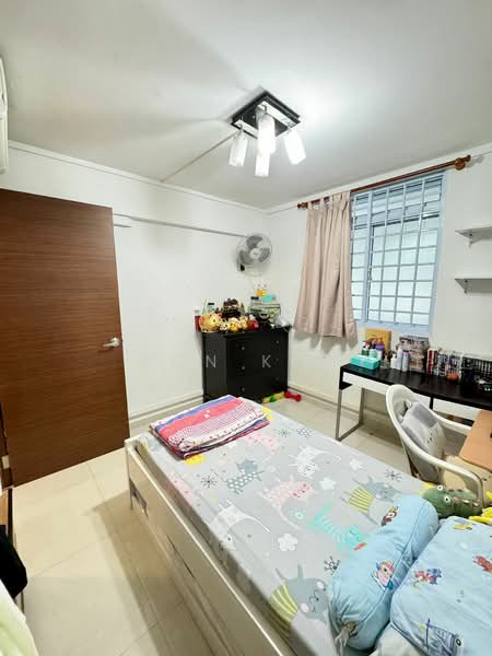 52 Circuit Road HDB Flat For Sale at S$ 369,000 | PropertyGuru Singapore - Bedroom
