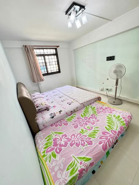 52 Circuit Road HDB Flat For Sale at S$ 369,000 | PropertyGuru Singapore - Bedroom