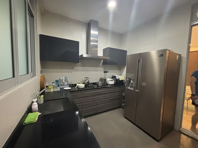 Modern Semi D at Yuk Tong 250m to Beauty World MRT, Yuk Tong Avenue, 5 Bedrooms, 4,350 sqft, Semi-Detached House For Rent, by Adrienne Yew, 500072366 - Kitchen - PropertyGuru.com.sg